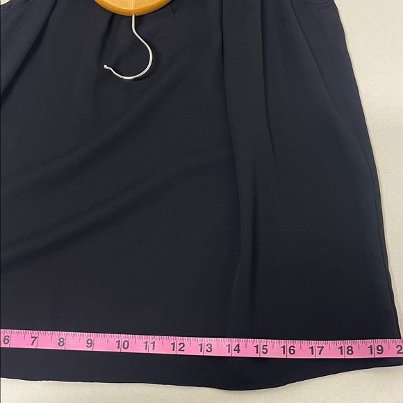 Amanda Uprichard Elegant Black Sleeveless Top, XS, Ruffle at Neck,Keyhole cutout - Picture 6 of 7